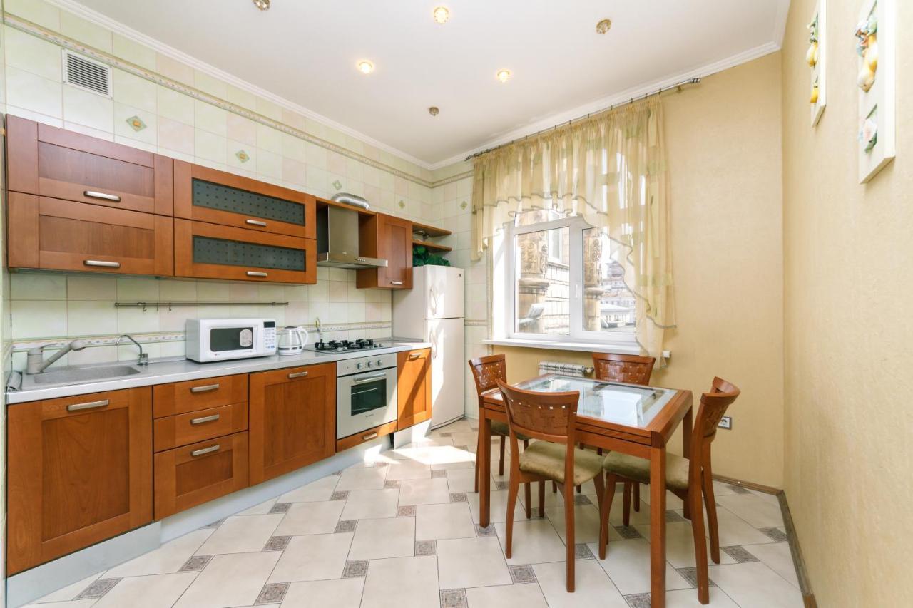 Квартира На Крещатике Kyiv Exterior foto