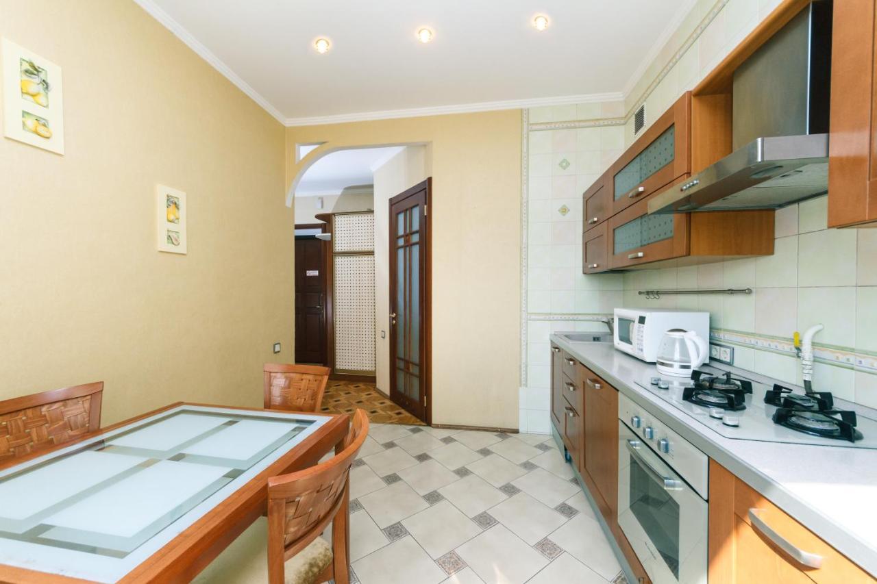 Квартира На Крещатике Kyiv Exterior foto